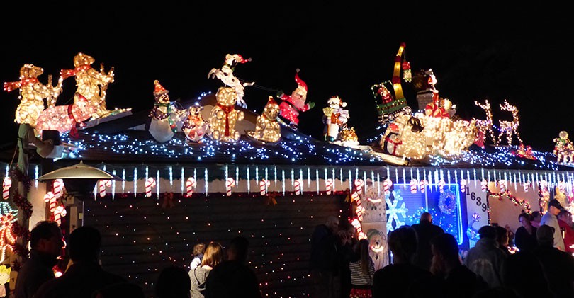 Carlsbad-Christmas-Lights